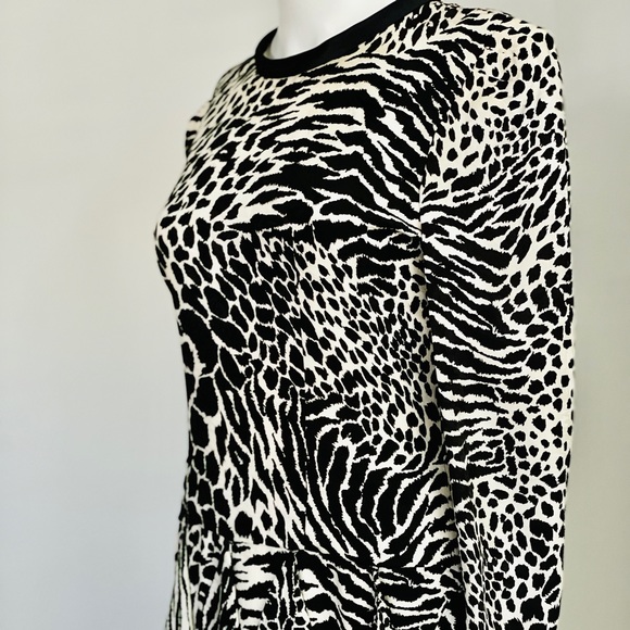 Vintage Carolina Herrera Animal Print Dress - Picture 6 of 16